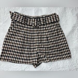 💚Forever 21 Black and Brown plaid Shorts